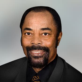 Walt Frazier Wife- Son, Age, height, married, wife, Puma, child, stats,  salary, net worth, Affair, Relationship, career