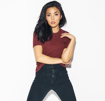 Anna Akana's photo