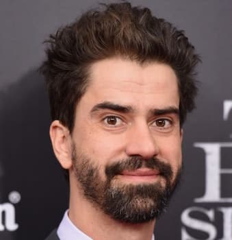 Hamish Linklater Bio, Wiki, Age, Wife, The Big Short, Tell Me Your Secrets, and Net Worth