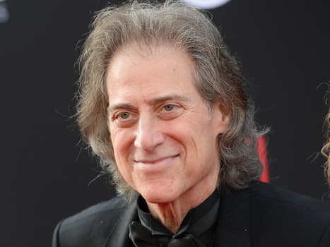 Richard Lewis' photo