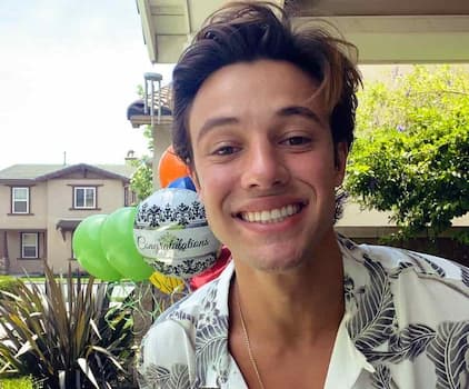 Cameron Dallas' photo