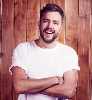 Iain Stirling's photo