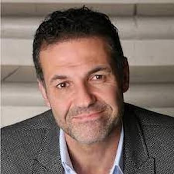 Khaled Hosseini's photo