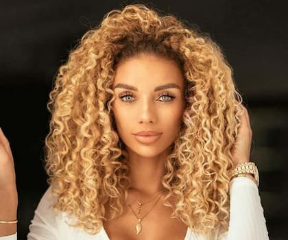 Jena Frumes's photo