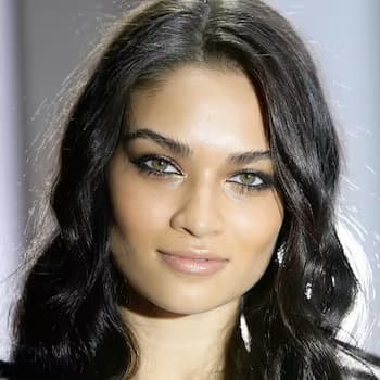 Shanina Shaik's photo