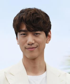 Sung Joon's photo