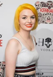 Emma Blackery Photo