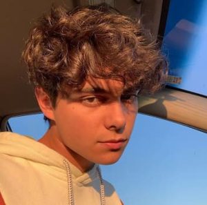 Benoftheweek TikTok, Bio, Wiki, Age, Gay, Merch, and Net Worth