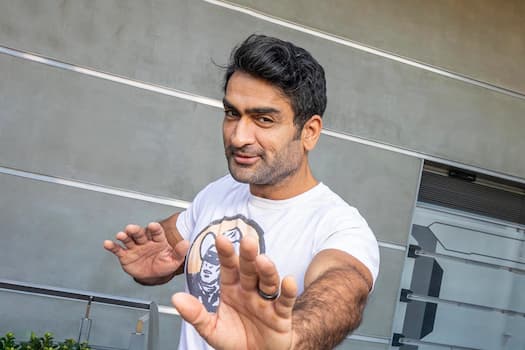 Kumail Nanjiani's photo