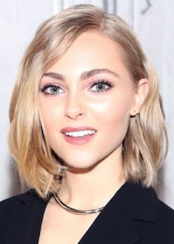 AnnaSophia Robb Photo