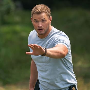 Kellan Lutz's photo