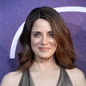 Alanna Ubach Photo