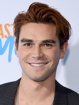 KJ Apa's photo