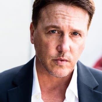 Lochlyn Munro's photo