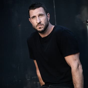 Pablo Schreiber's photo