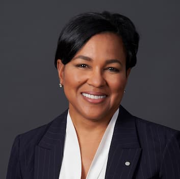 Rosalind Brewer Photo