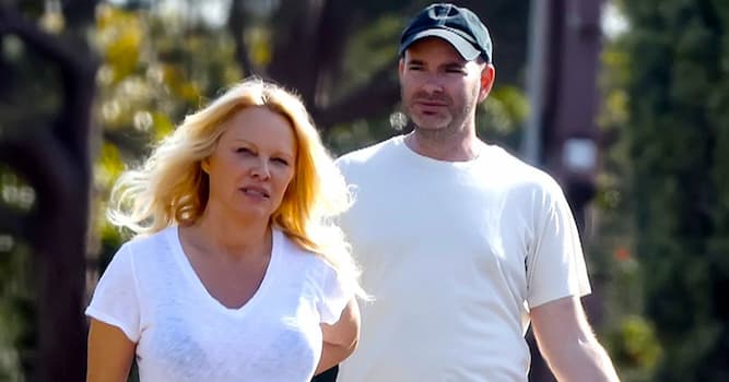 Pamela Anderson and Dan Hayhurst Photo