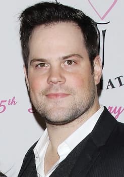 Mike Comrie Photo