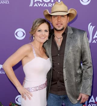 Jessica Ussery and Jason Aldean Photo